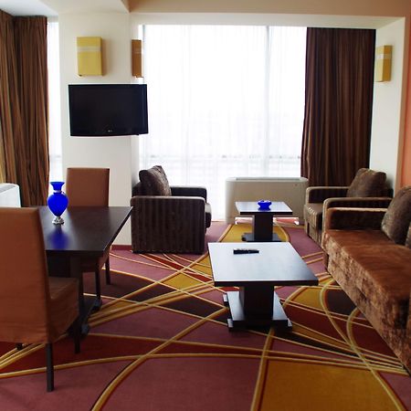 Mari Vila Hotel بوخارست المظهر الخارجي الصورة