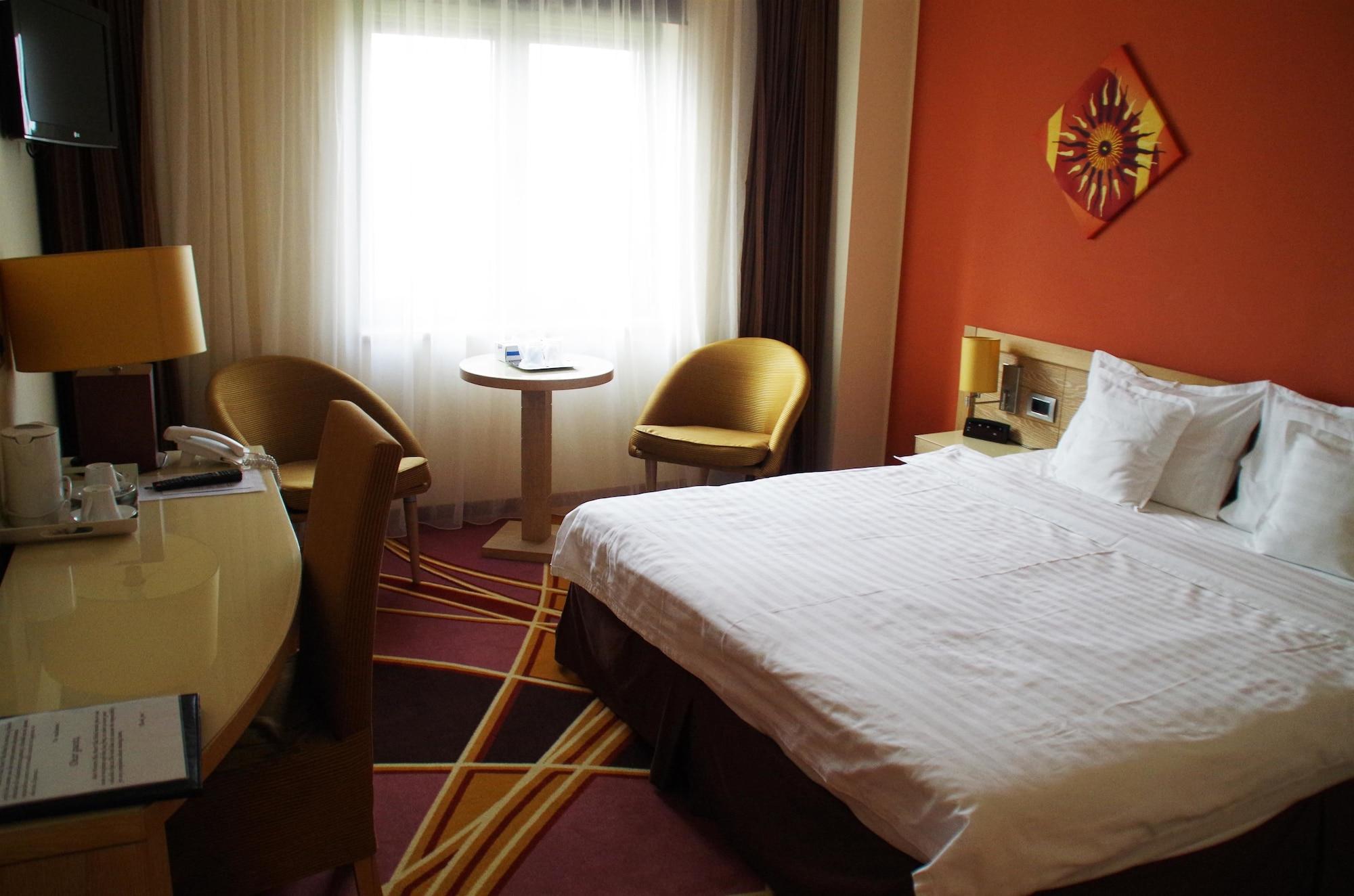 Mari Vila Hotel بوخارست المظهر الخارجي الصورة